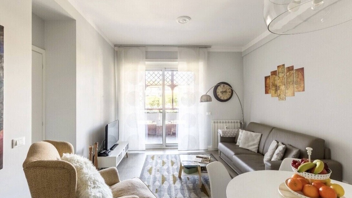 Quartiere XIII Aurelio Apartment | ROME VATICAN -100sqm -MODERN DESIGNED - COZY BALCONY - free WI-FI, A/C, SAT TV
