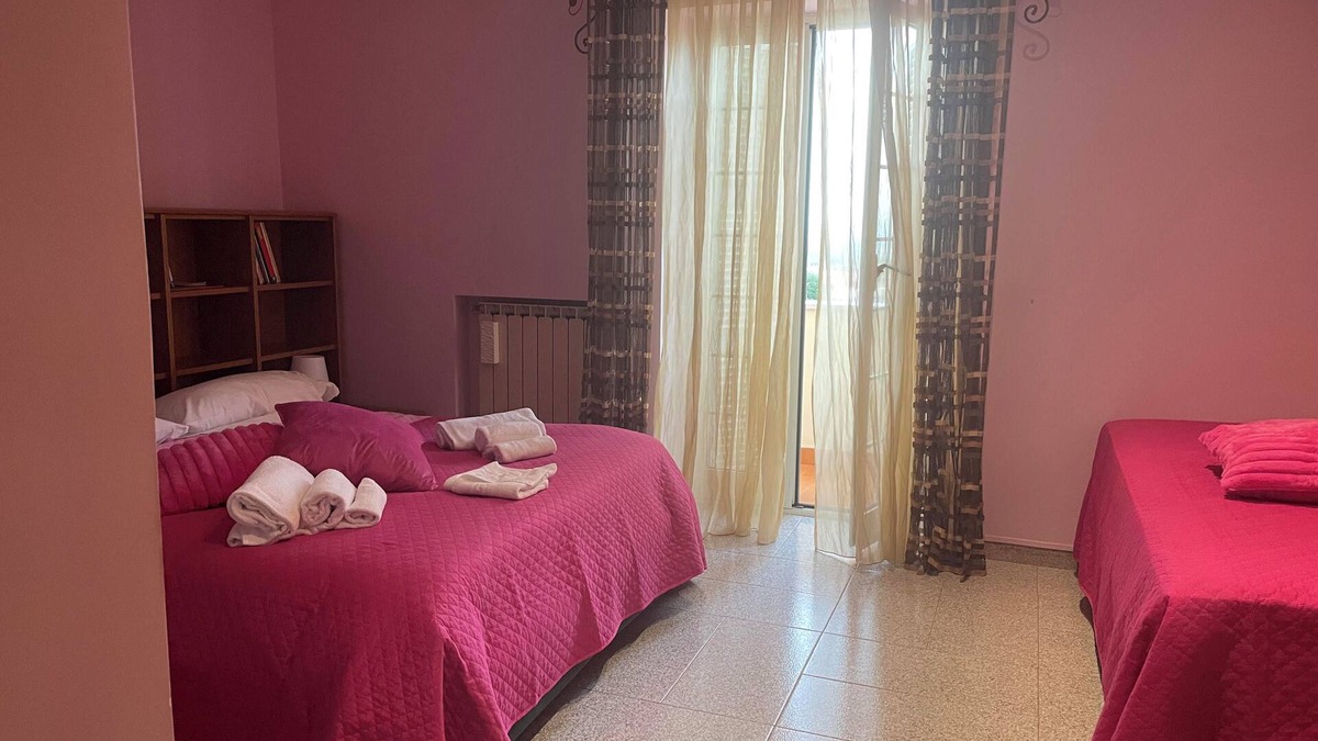 San Cesareo House | RoMi's House cozy facility in the hills of the Castelli Romani.
