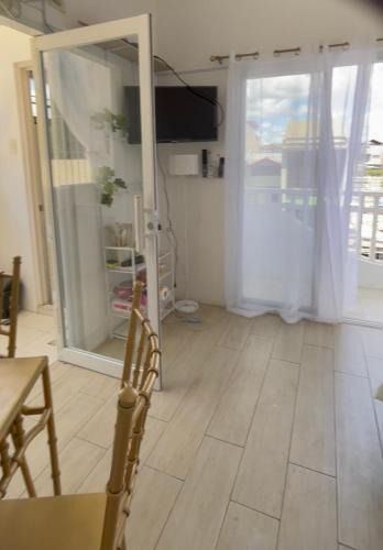 Solano Apartment | Rominaluxe Property Rentals