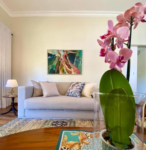Winston Park Apartment | Rondeletia Cottage Guesthouse - premium self catering