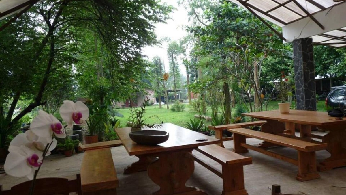 Lembang Bed & Breakfast | Ronia Mountain Villa Lembang