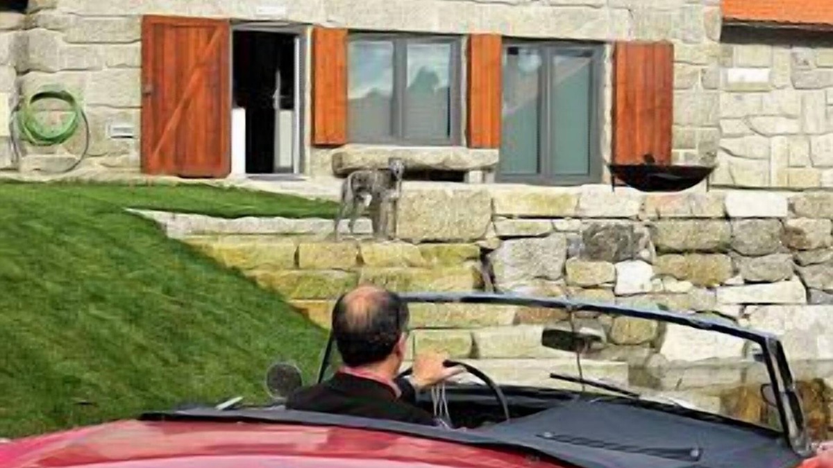 Casteloes Cottage | Roof Houses for 4 people