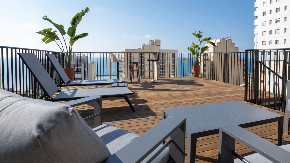Netanya Condo | Roof Top 3 Floors