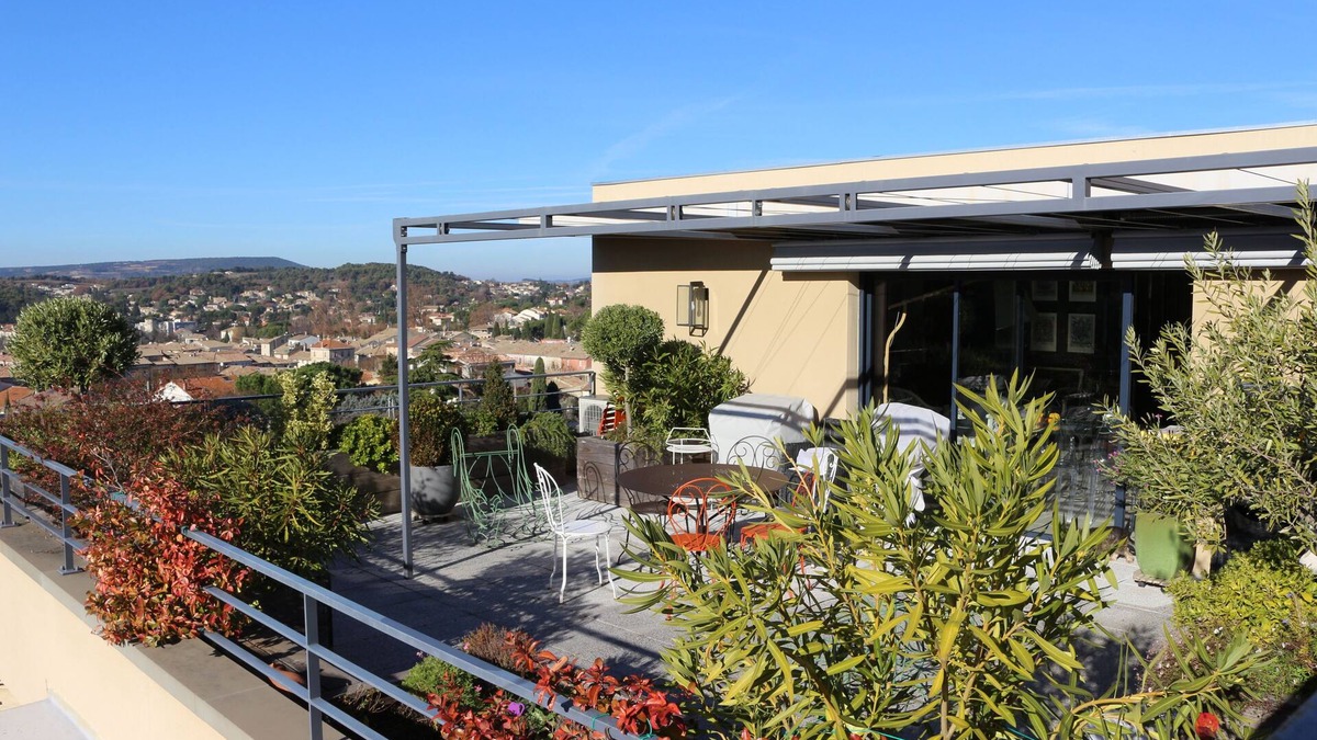 Vaison-la-Romaine Apartment | ROOFS OF VAISON LA ROMAINE