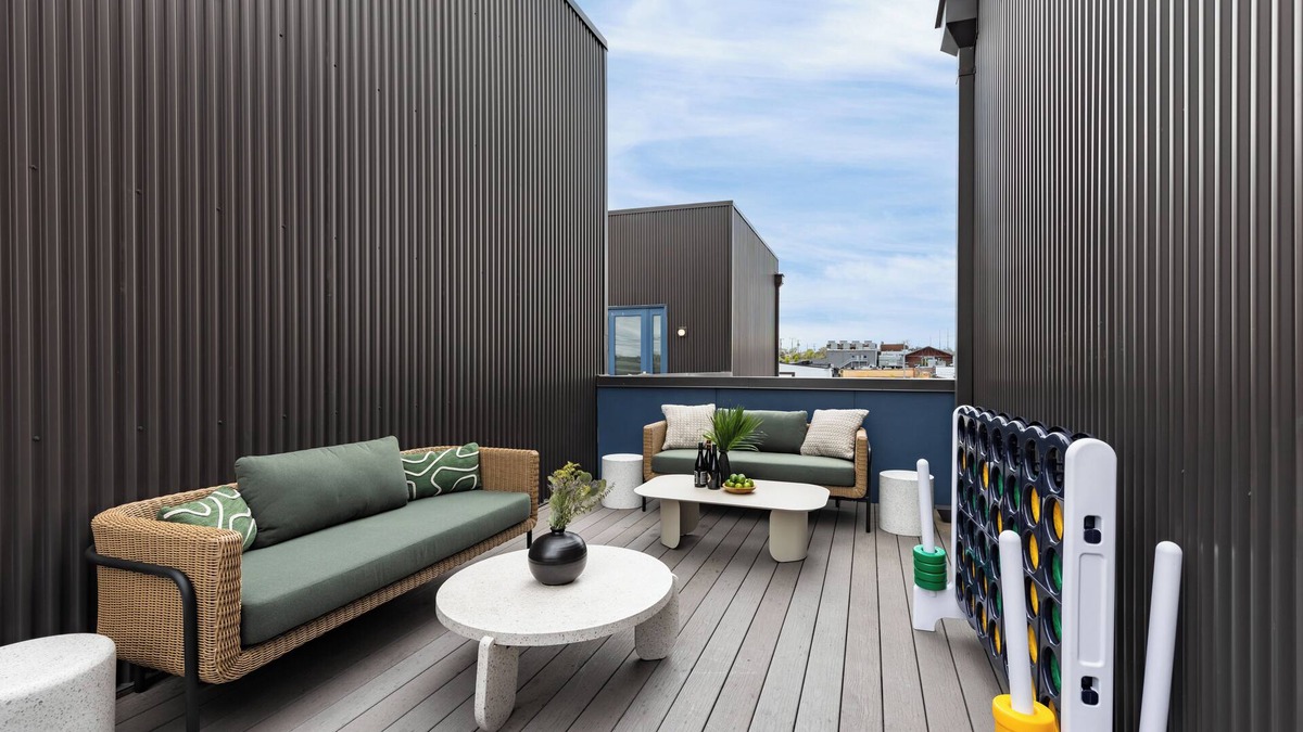 Five Points House | Rooftop Brews, Arcade, Poker & Foosball Just Minutes to Broadway | Outrider 107