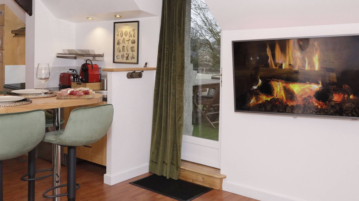 Senlis Apartment | Rooftop - Cosy Flat Jacuzzi Privatif Centre Senlis