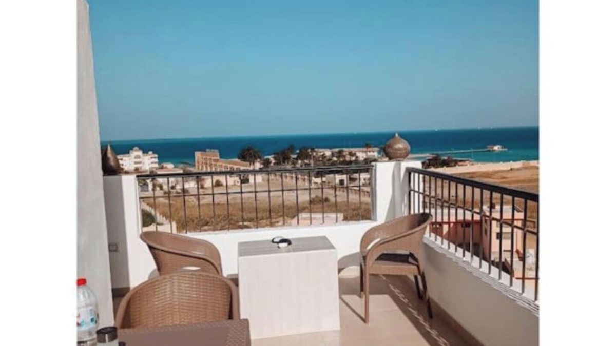 Marsa Alam Apartment | Rooftop in Hurghada with a seaview