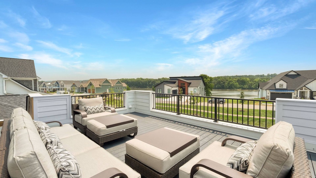 Ottawa House | Rooftop Retreat 1 bed 1 Bath