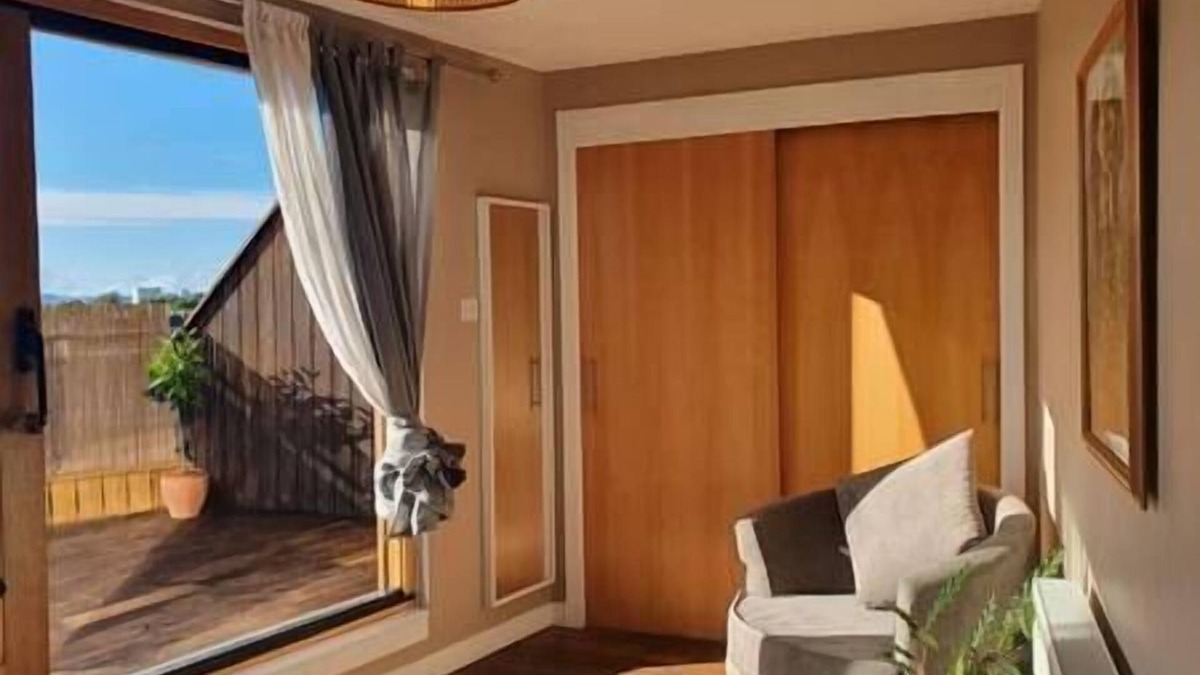 Leith Apartment | Rooftop Retreat Edinburgh