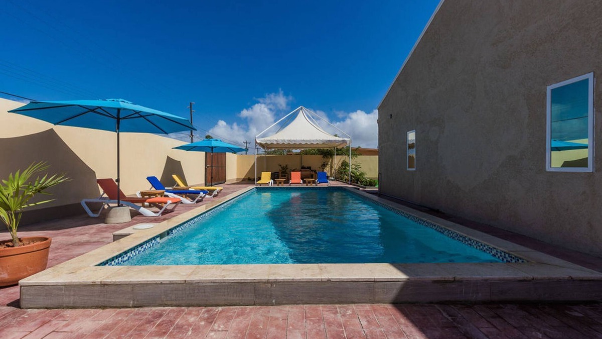 Opal Apartment | Rooi Santo Studio w King Size Bed Pool