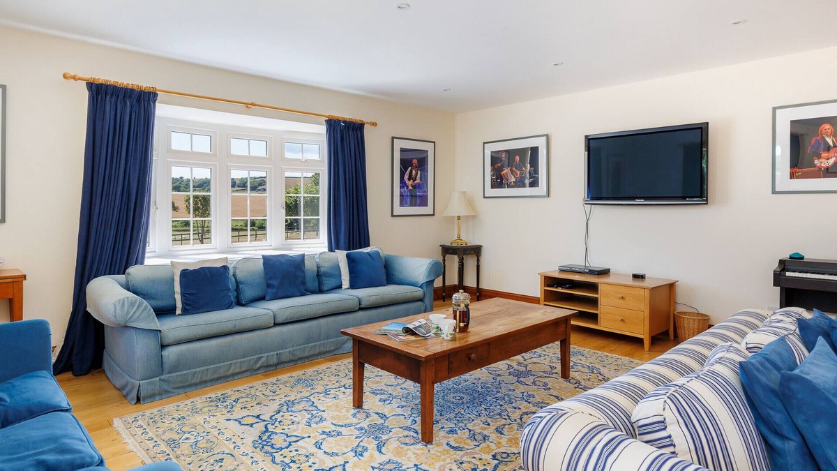 Ventnor Ski Chalet | Rookley Farm Lodge