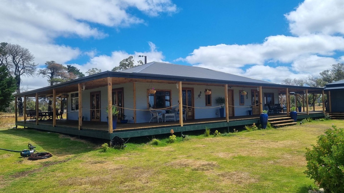 Duncan House | RoolagoonHomestead large deck and large gardens ideal for families. Pet friendly