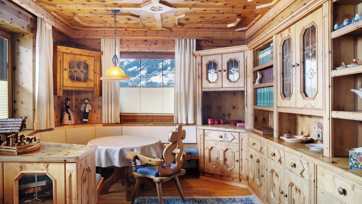 Zell am Ziller House | Room '1' with Mountain View and Balcony