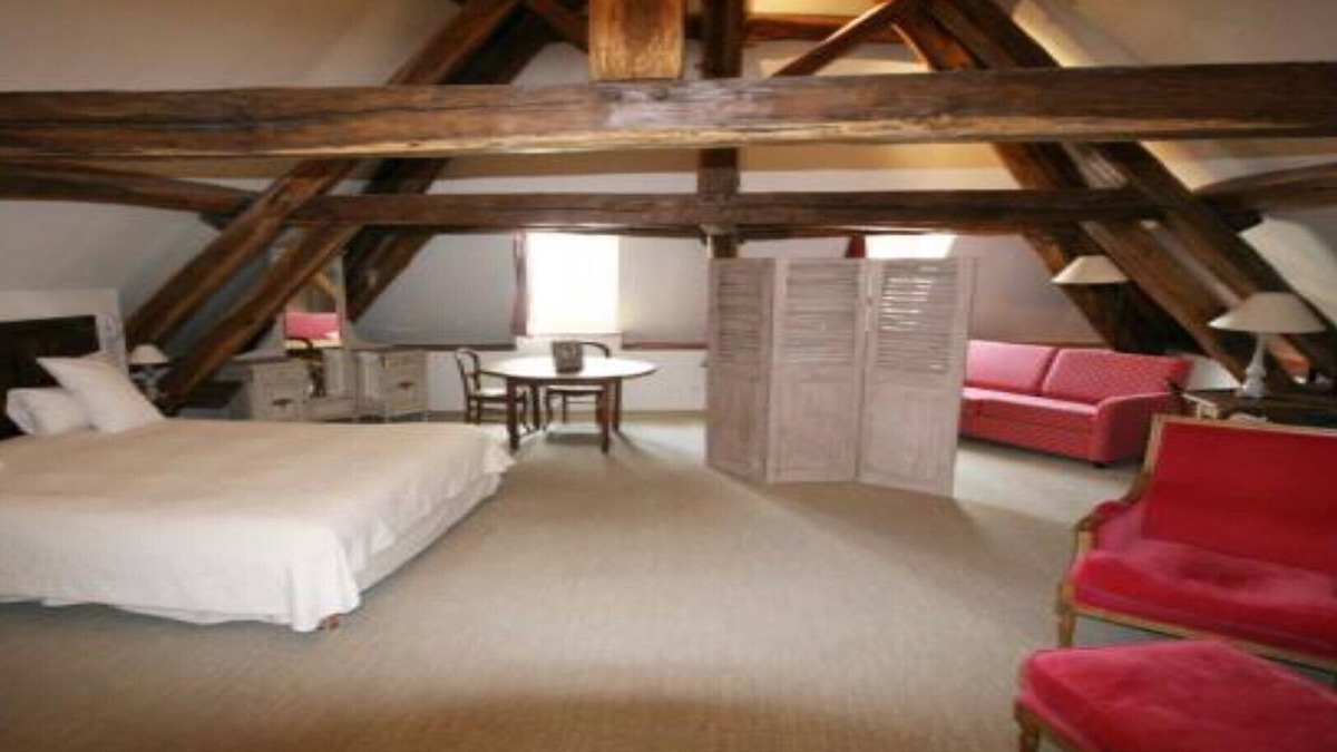 Les Riceys House | ROOM 10: PRESTIGE