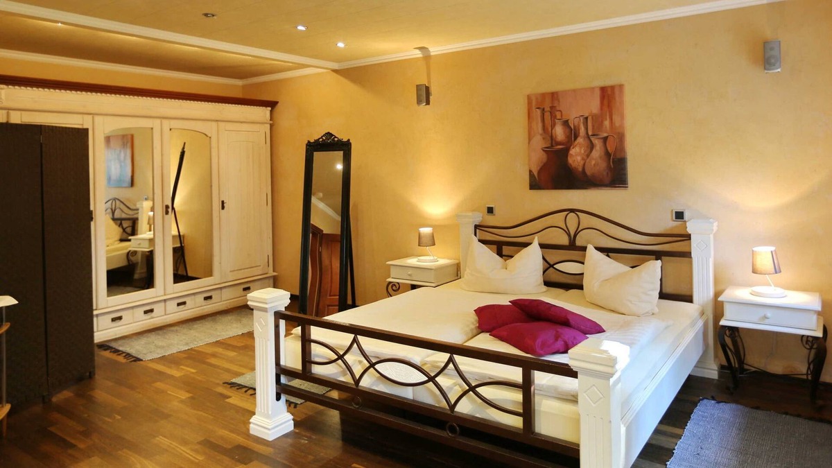 Wallmerod House | Room # 15 - CORNERS-INN - WESTERWALD PENSION