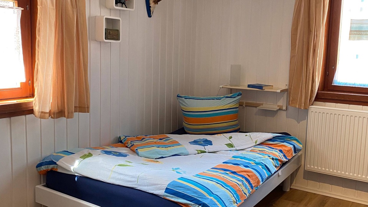 Hilzingen Apartment | Room '2 Einzelzimmer' with Wi-Fi