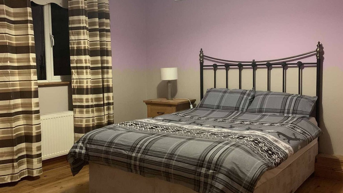 Williamstown House | Room 2 , Williamstown, Ireland