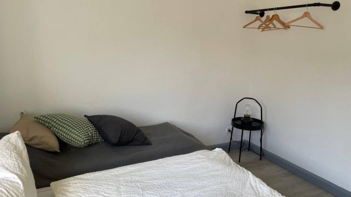 Olpe Apartment | Room 4 family rooms with bathroom opposite shared kitchen/living/dining room
