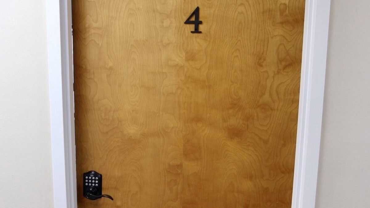 Fourmile House | Room 4 within the Pine Mountain Inn