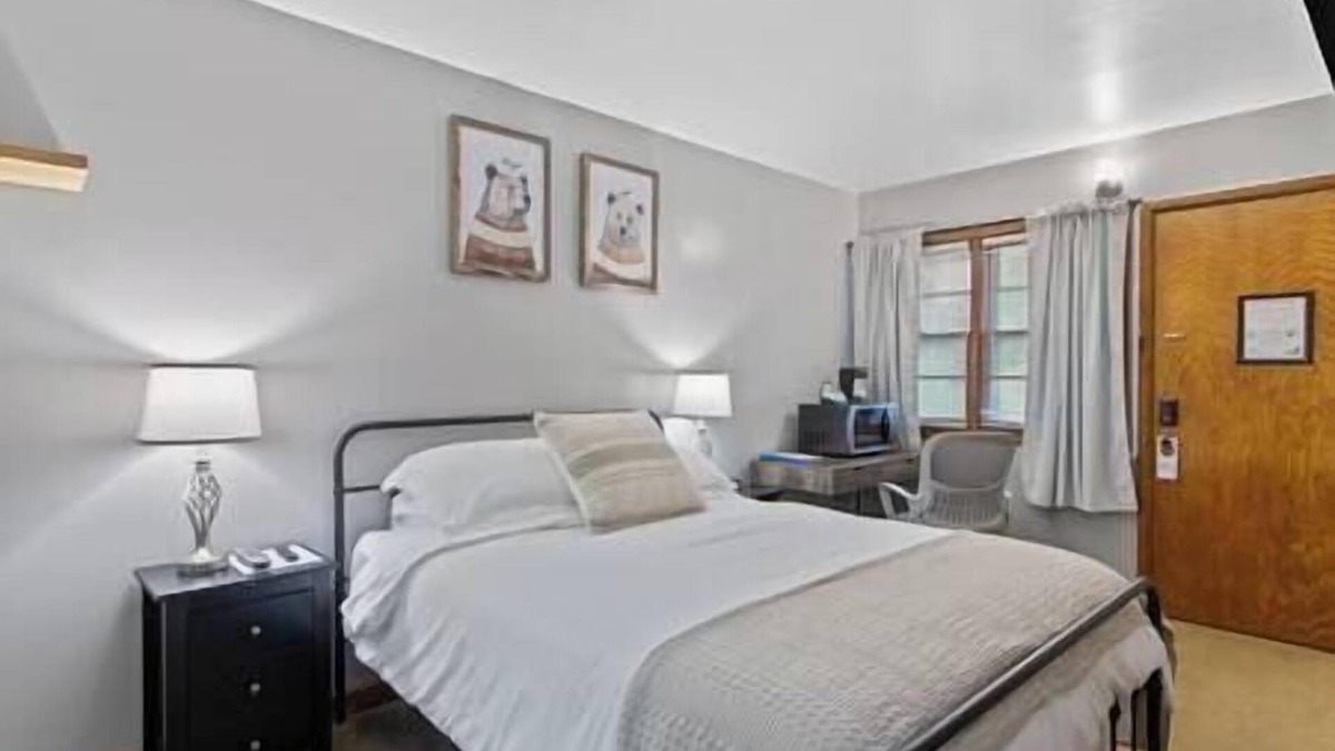 Montello Apartment | Room 5, Kozy Rest Motel