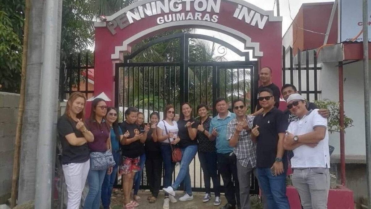 San Lorenzo Apartment | Room 805 @ Pennington Inn, Guimaras