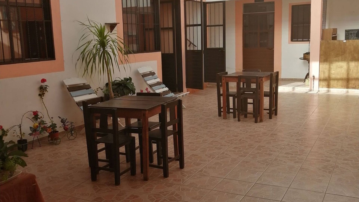 Del Cerrillo House | Room-awesome King Room In City Center