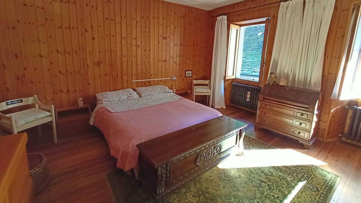 Vogogna House | Room at Casa Felice: a cozy corner surrounded by nature