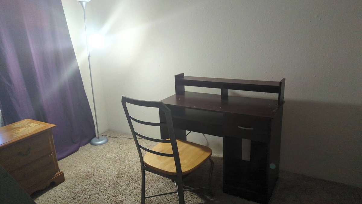 Chesterfield Apartment | Room available shared bathroom and kitchen and living room