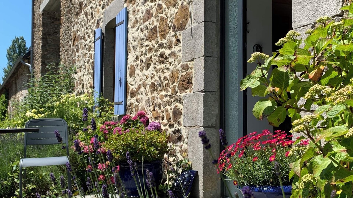 Boisroger Bed & Breakfast | Room Coquillage for two persons electric bed 180 cm
