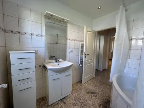 Abovyan House | room egru tv, wi fi