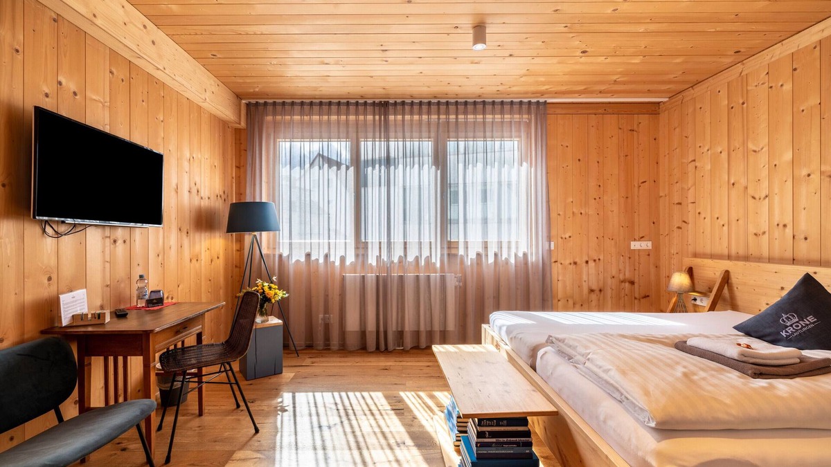 Lautlingen Apartment | Room 'Elsa' with Shared Terrace and Wi-Fi