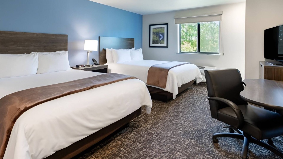 Dahlgren Hotel | Room for Families Near Dahlgren Railroad Trail and Dahlgren Heritage Museum