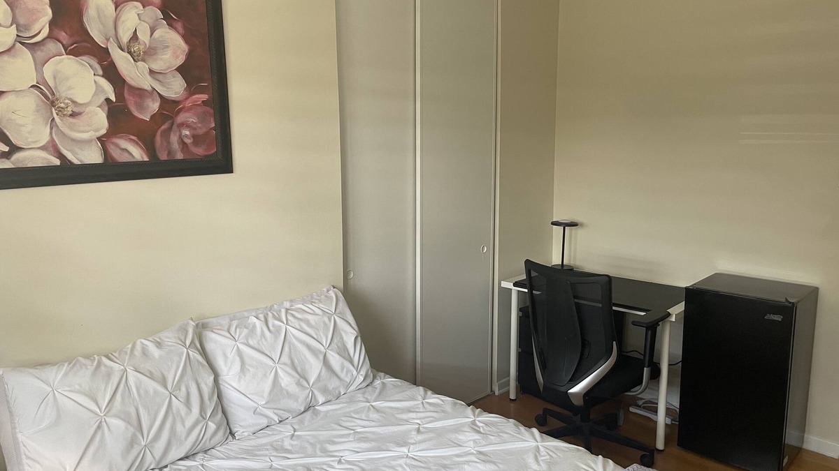 Downtown Gatineau House | Room for rent for student or worker (only ladies accepted)