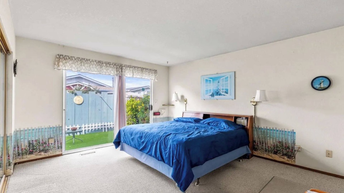 Marina House | Room For Rent