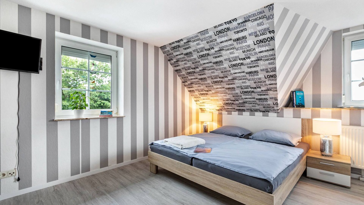 Esmark Apartment | Room 'Gästezimmer In Mittelangeln' with Wi-Fi and Air Conditioning
