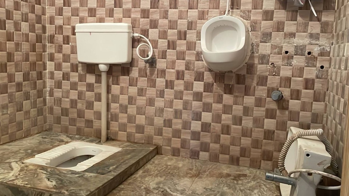Deoghar House | Room in a Home. 10 Minutes to the Baba Baidhyanath Temple