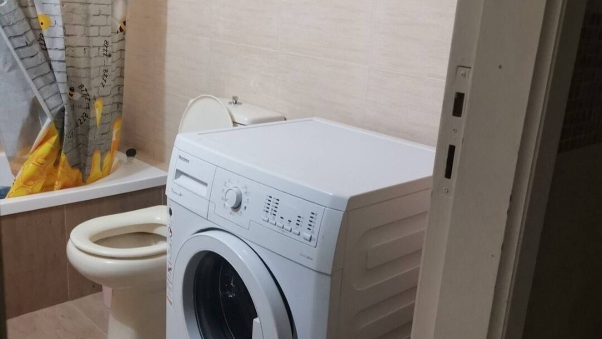 Antelias Apartment | Room in a shared apartment with WiFi in Antelias