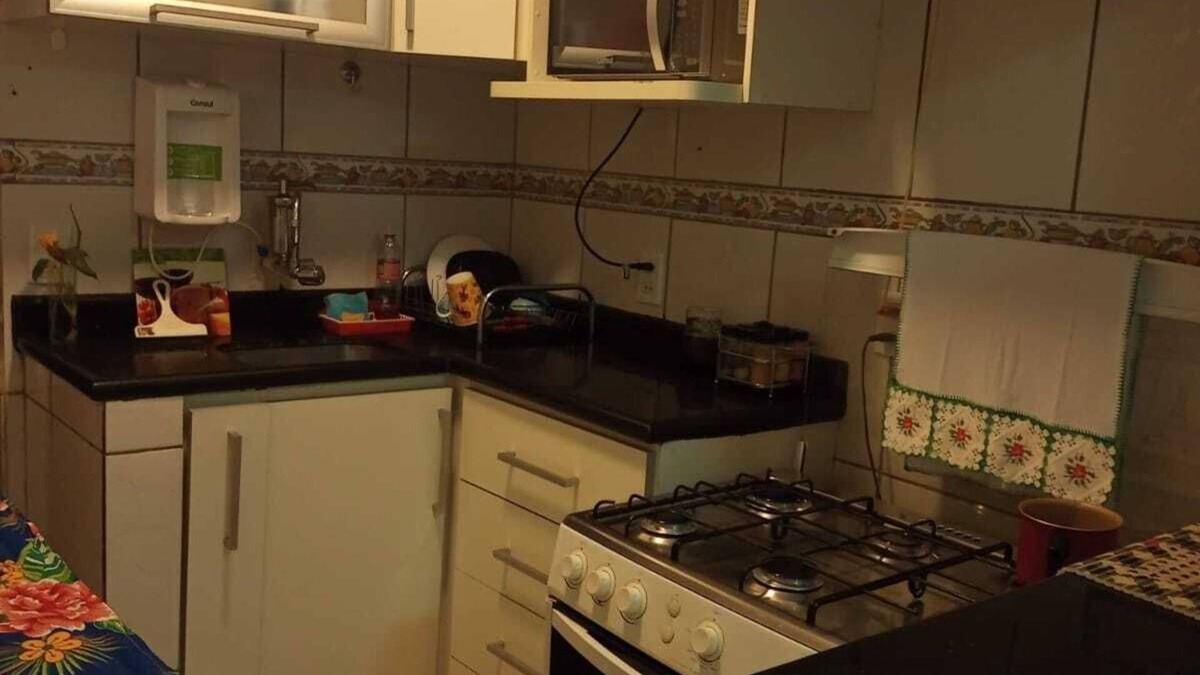 Taguatinga Apartment | Room in an apartment ideal for resting and working