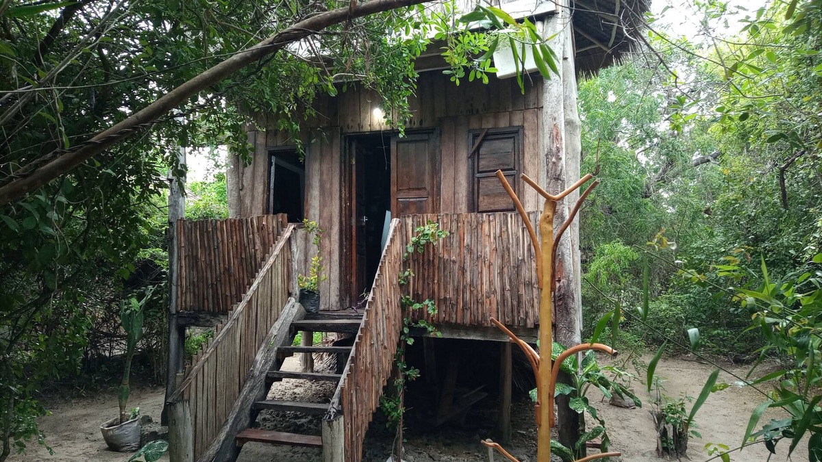 Gede RV Rental | Room in B&B - Mida Creek Eco Camp - Cottage House