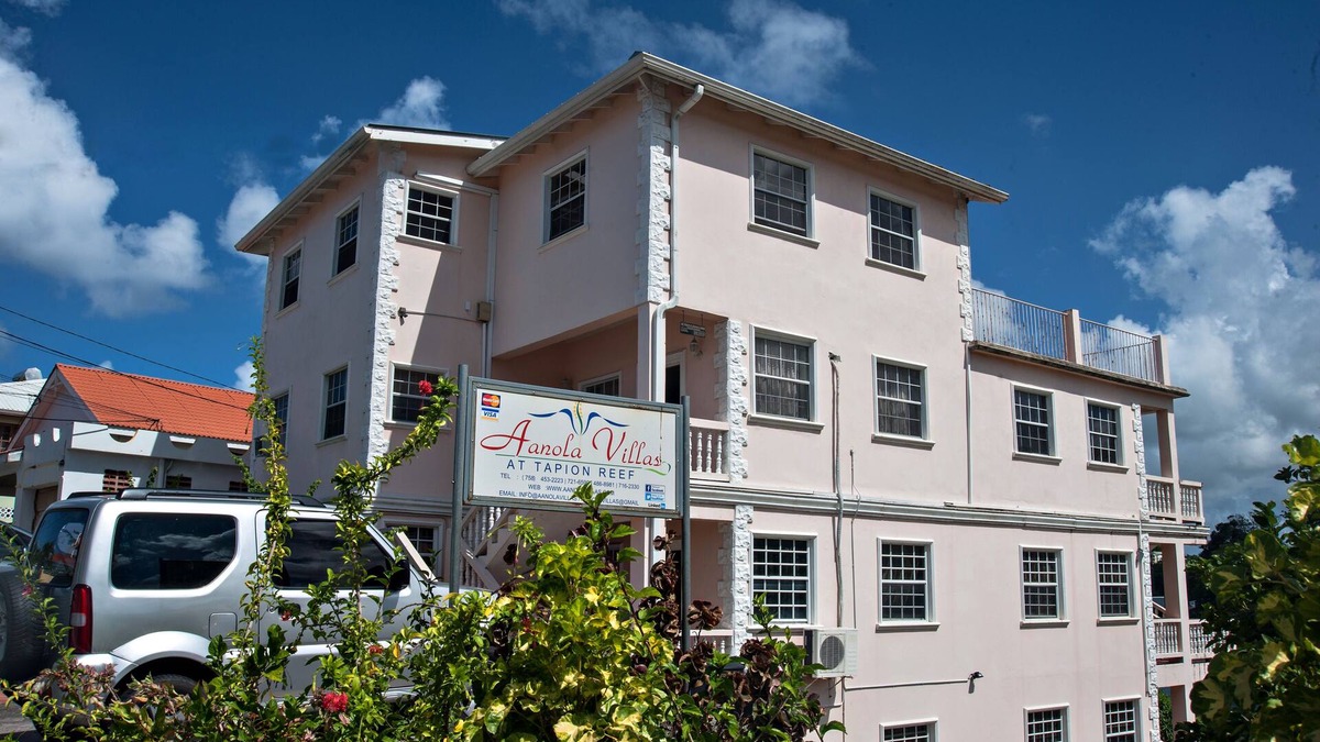 Castries House | Room in Guest Room - Aanola Villas 6b Tranquil Privy Boudoir