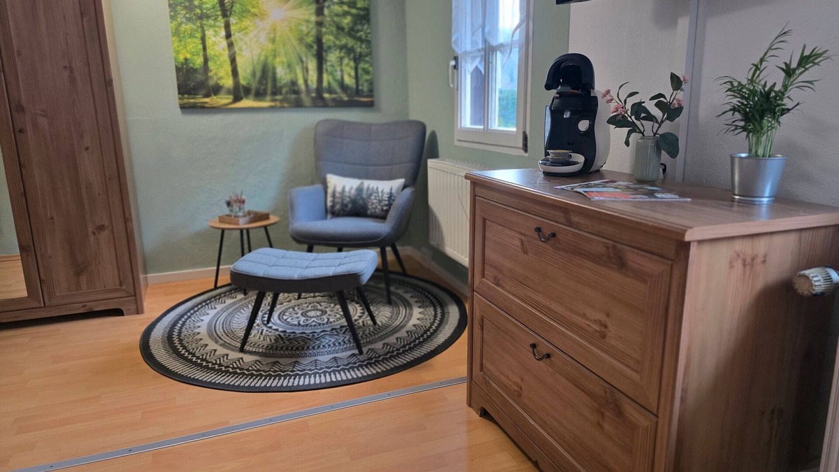 Pobershau Apartment | Room 'Katzenstein' with Mountain View and Wi-Fi