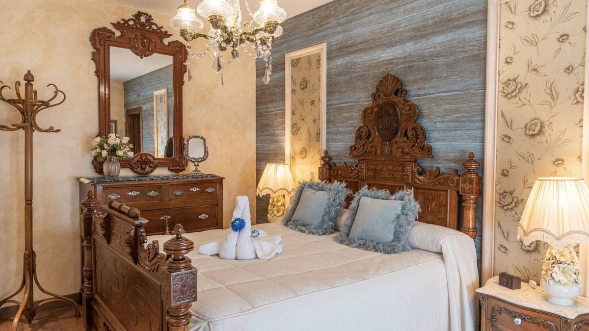 Noves Apartment | Room 'María' with Shared Pool, Shared Terrace and Wi-Fi