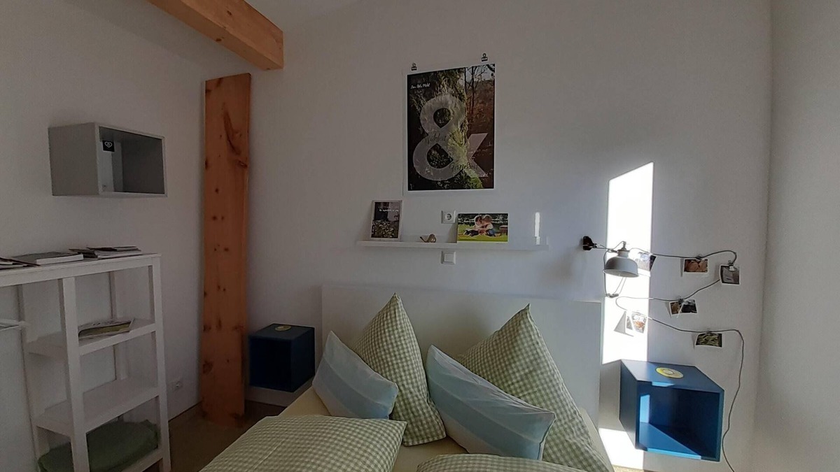 Bad Urach Apartment | Room 'No. 1' with Shared Terrace, Shared Garden and Wi-Fi