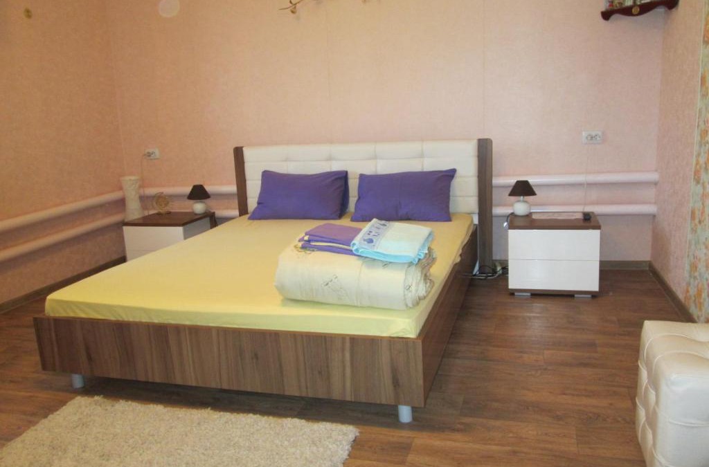 Boguchar House | Room on Kotova Street
