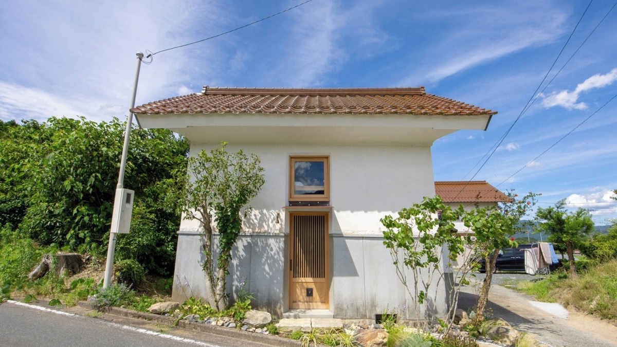 Onan House | Room only Stay in a 70yearold storehouse that /Ochigun Shimane