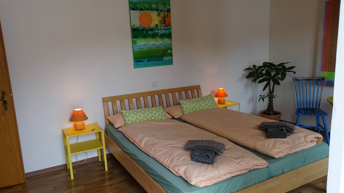 Gersau House | Room-organic BnB Froschkönig "dorfplatz"