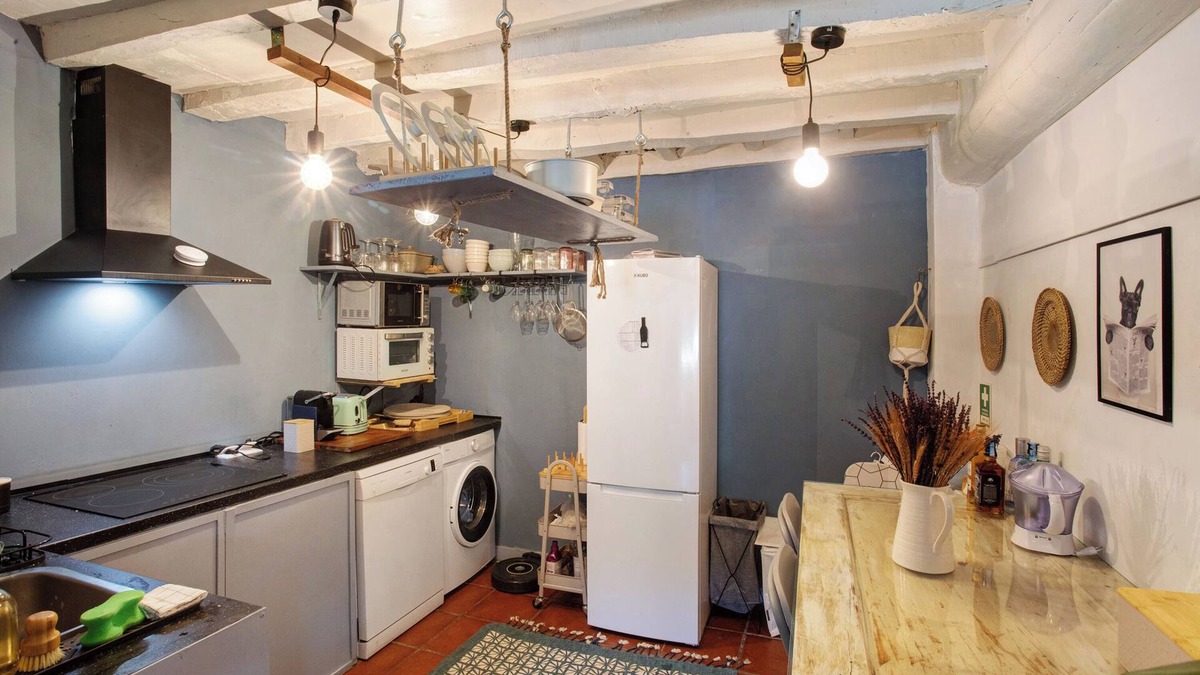 Castanheira de Pera House | Room 'Quarto Azul' with Mountain View, Shared Pool and Wi-Fi