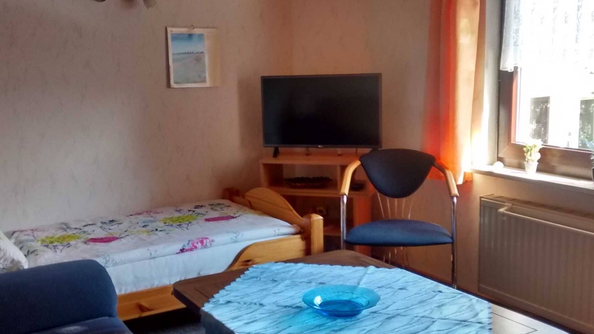 Diesdorf Apartment | Room right - private rental Maluche