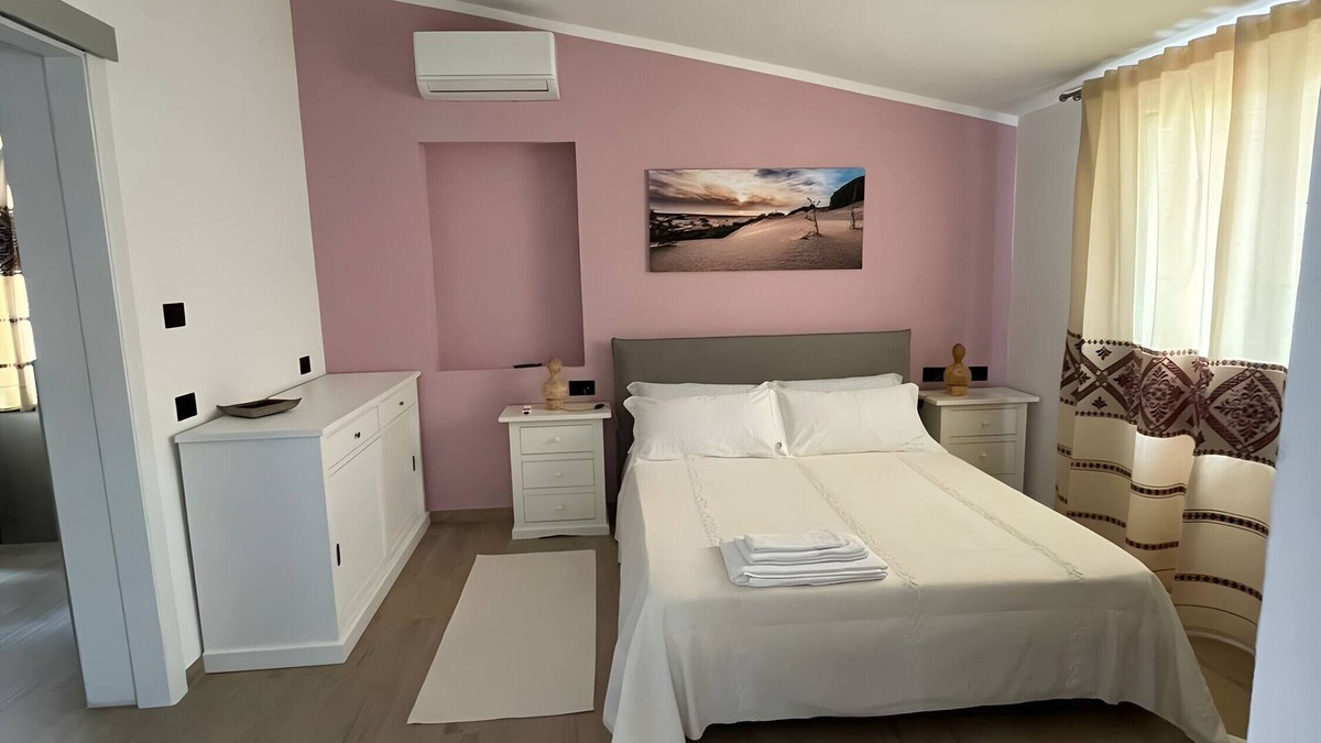 Villacidro Apartment | Room 'Su Carinniu n.2'