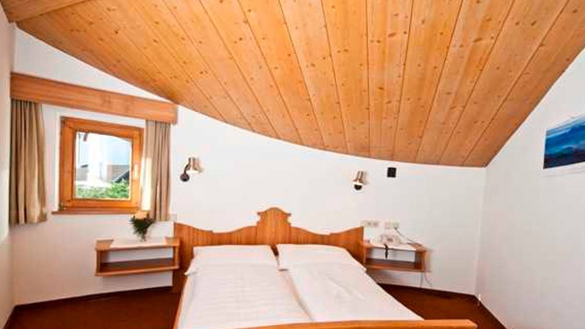 Schoenberg im Stubaital Hotel | Room - Type BF - Hotel Handl ***